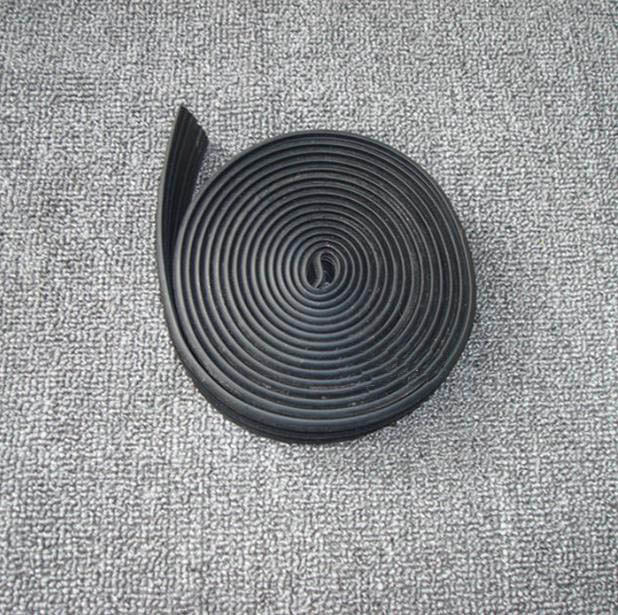 Side window glass sealing strip 97355312 97355313 for daily 4x4 4x2 – product image 1 | SUONAMA