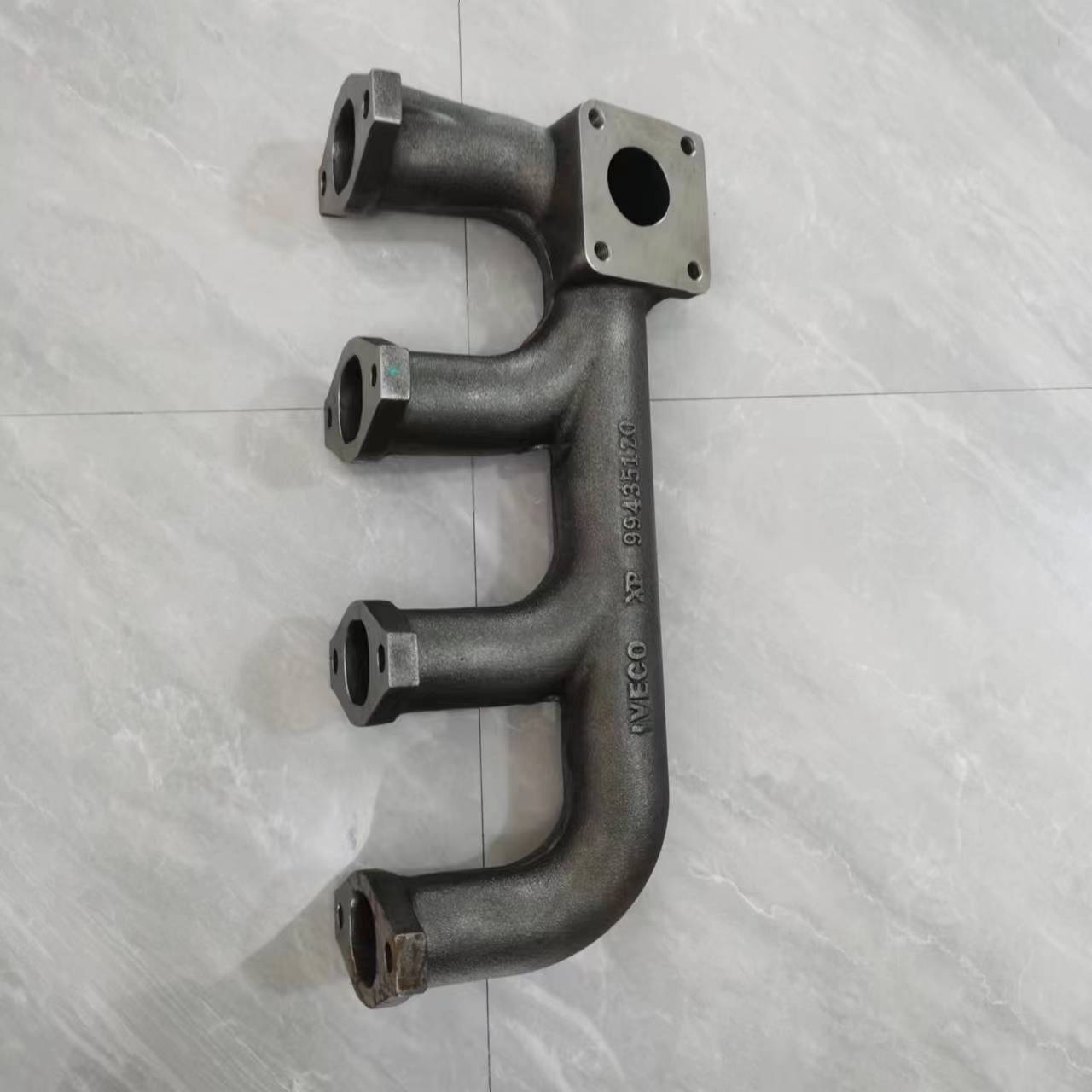 Exhaust manifold 99435120 and intake manifold 4643706 for daily 4x4 4x2 2.8L engine – product image 1 | SUONAMA